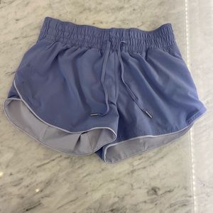 Lululemon tracker shorts